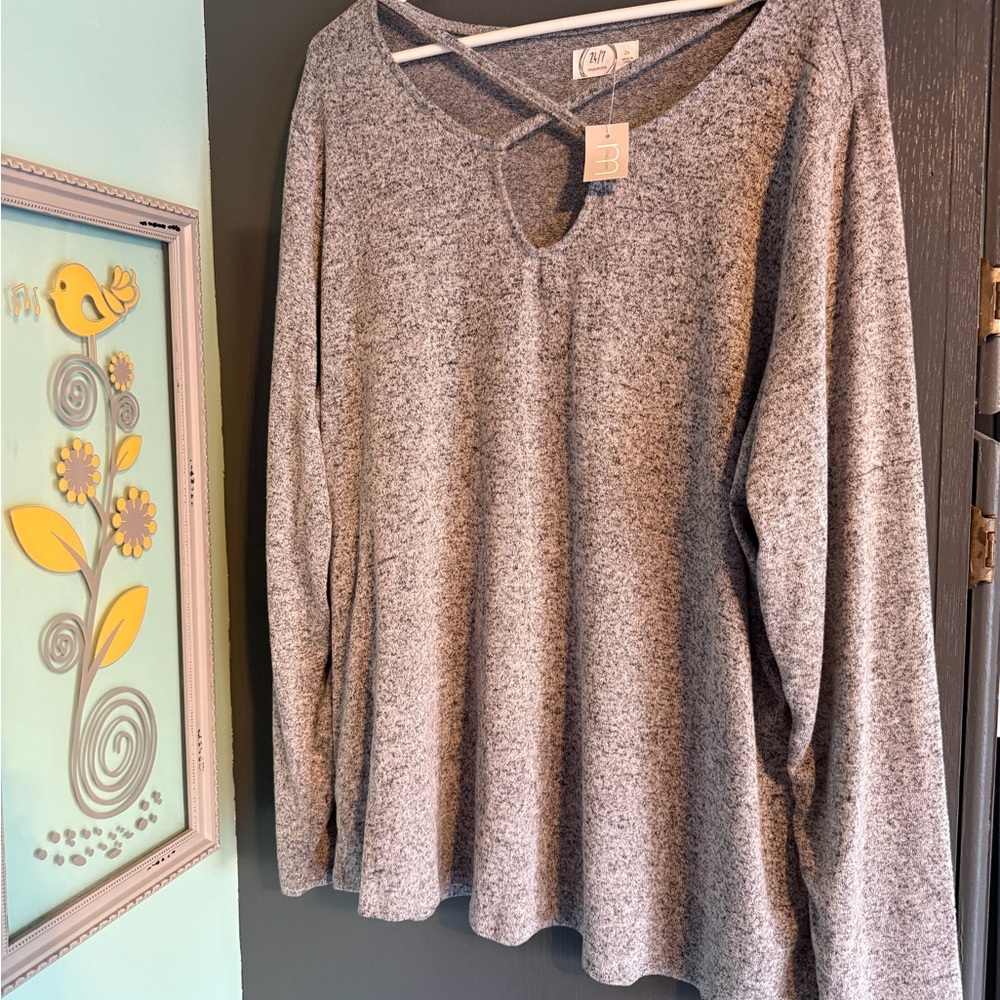 Elegant Gray Long Sleeve Women's Top